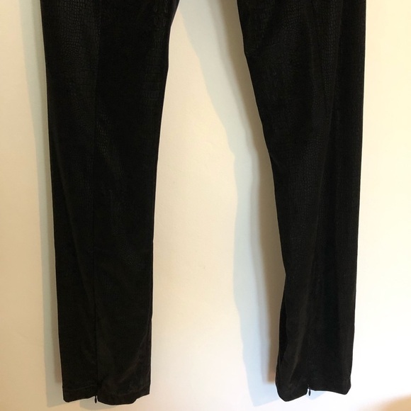 Good American Black Croc Exec Pants 2 - Picture 6 of 11